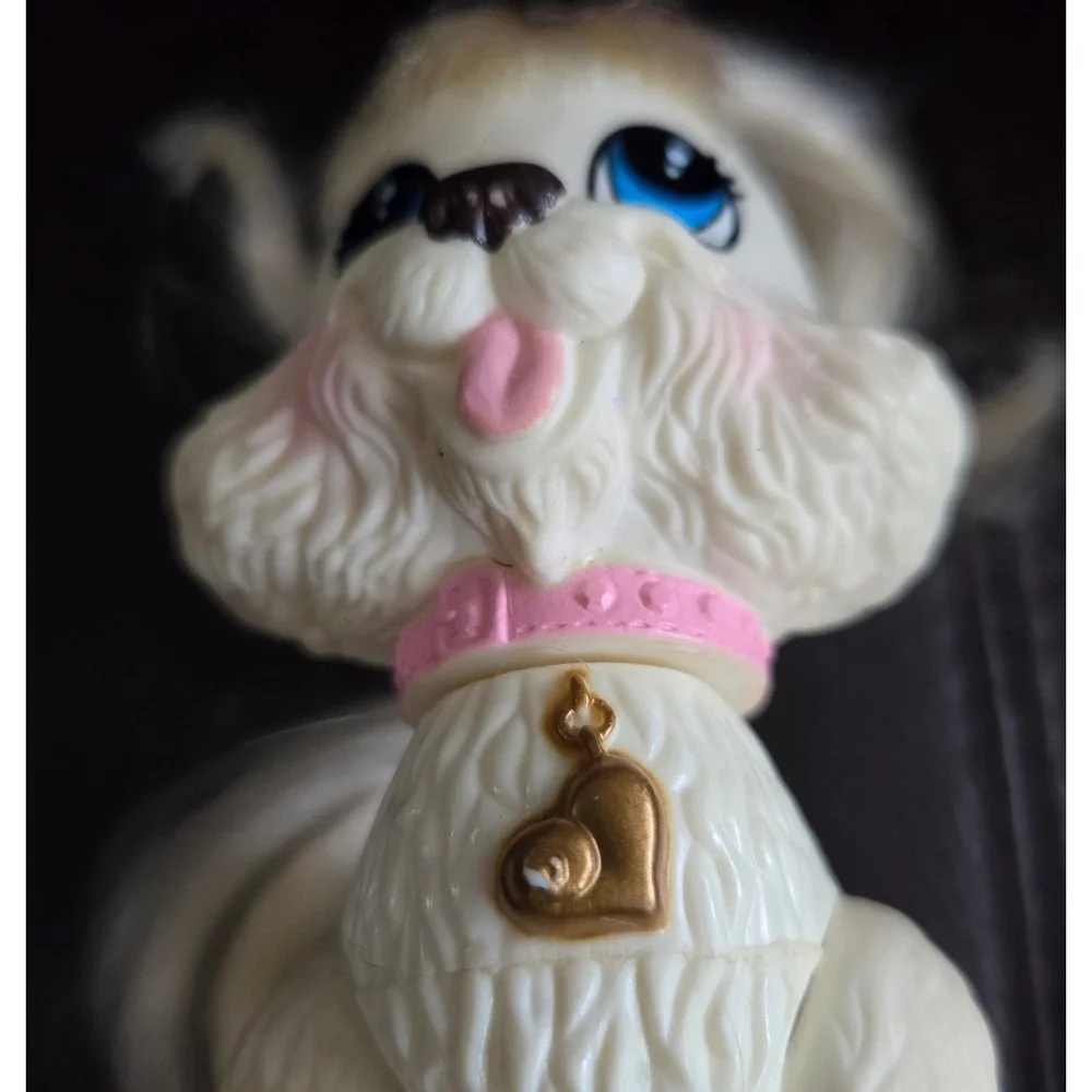 Fisher-Price Precious Pups White‎ Poodle Dog Figure Pink Bow Heart Charm N8127